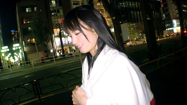 [261ARA-343]傍晚街上遇到的可爱女孩 