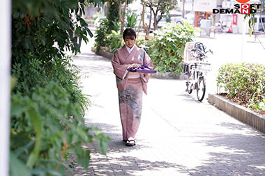 [MSFH-038]诗月圆（詩月まどか） 为了支撑经营困难的老字号旅馆 